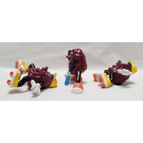 Lot of 3 Vintage California Raisins PVC Figurines Roller Skating Playing Guitar - Picture 2 of 6